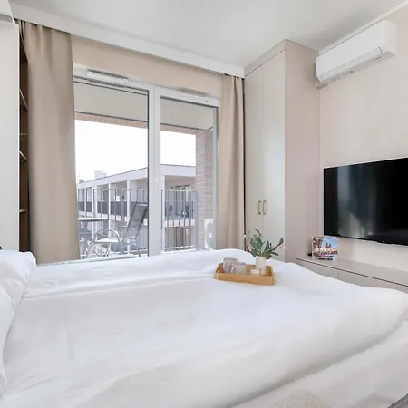 Bright Near Centre Wita Stwosza With Air Conditioning By Renters Апартаменты *
