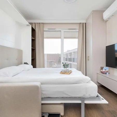 Lejlighed Bright Near Centre Wita Stwosza With Air Conditioning By Renters *